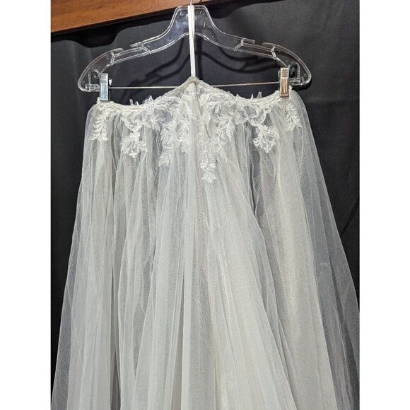 Gretchen's Bridal Gallery Women's Ivory Detachable Bridal Skirt Style Qadira Siz - Picture 2 of 10